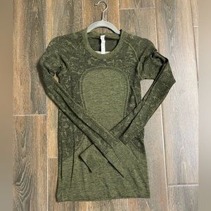 Lululemon long sleeve